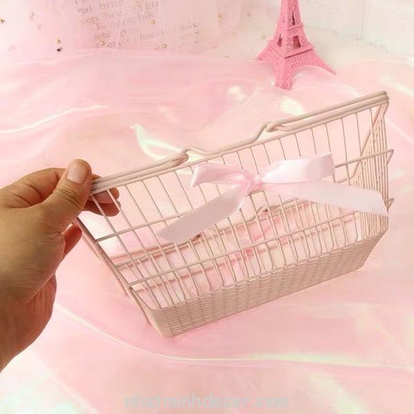 Giỏ sắt hồng thắt nơ đựng mỹ phẩm, trang sức 7 gio-dung-my-pham